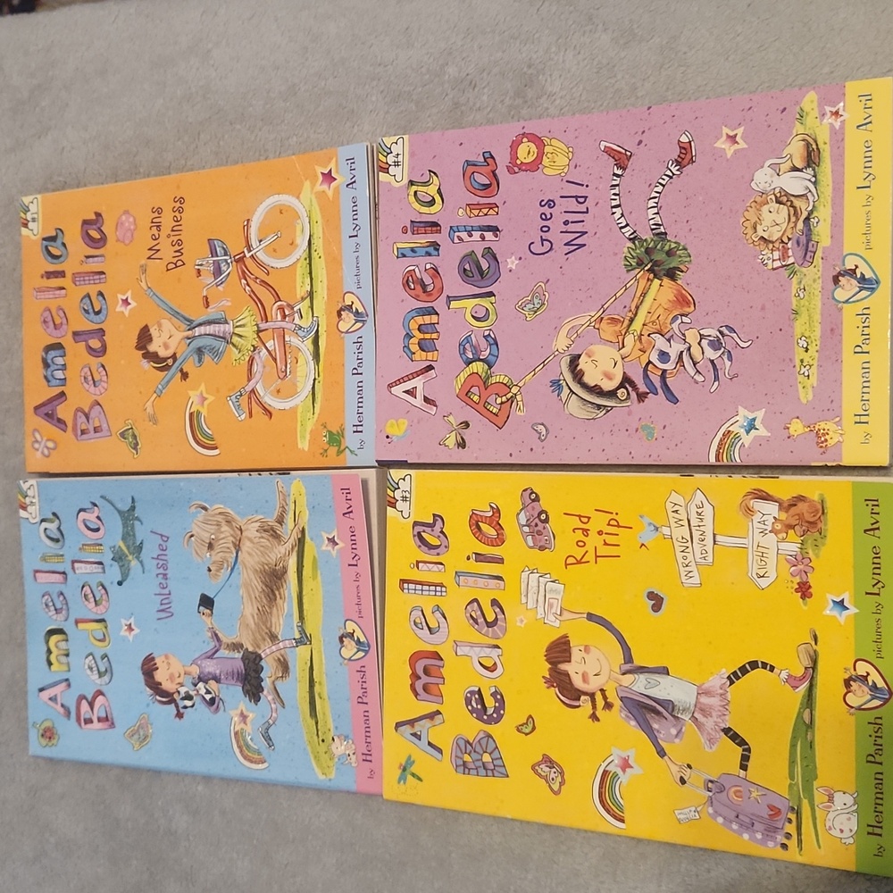Amelia Bedelia books (4 set)